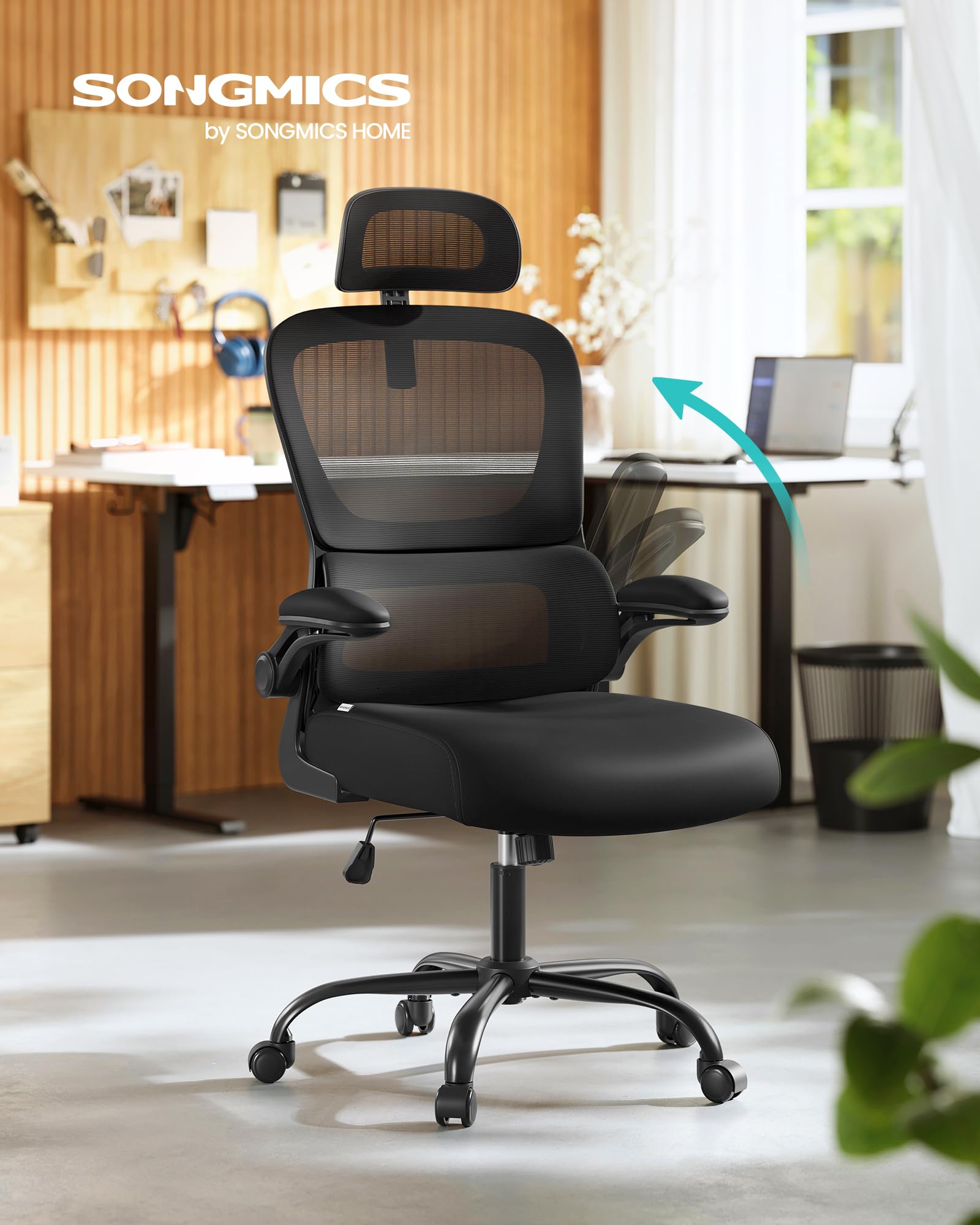 SONGMICS OBN86BK Sedia da ufficio ergonomica, girevole, con braccioli regolabili in altezza, schienale in tela traspirante, nera, 64 x 55 x (117-126,5) cm