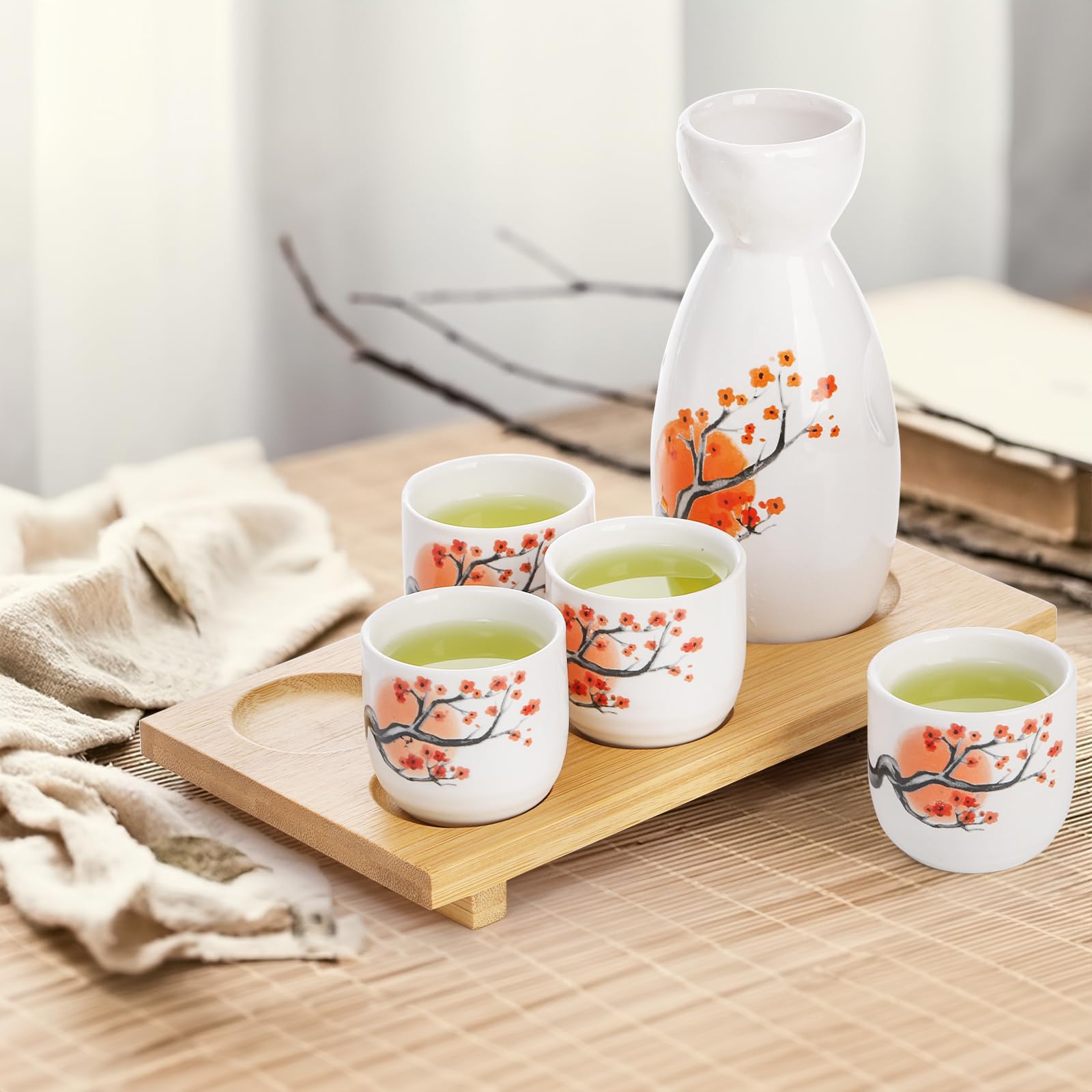 Tosnail Juego de sake japonés de cerámica, 1 jarra para servir, 4 tazas de sake y 1 bandeja de bambú, flor de naranja