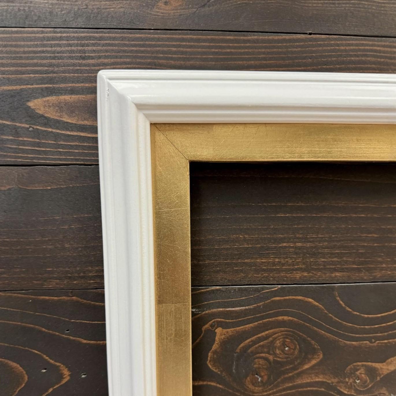 32, 43, 50 and 55 inch Handmade wood ornate TV Frame for Samsung The Frame TV. Satin White with Gold Leaf (not for use with other models) (43 INCH)