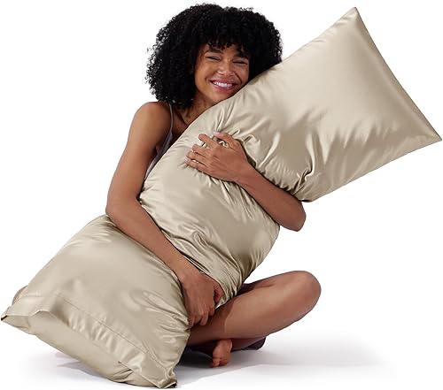 Vista 26 de Bedsure - Juego de fundas de almohada de satén tamaño king, 2 unidades - Fundas de almohada gris plateado para cabello y piel con cierre de sobre