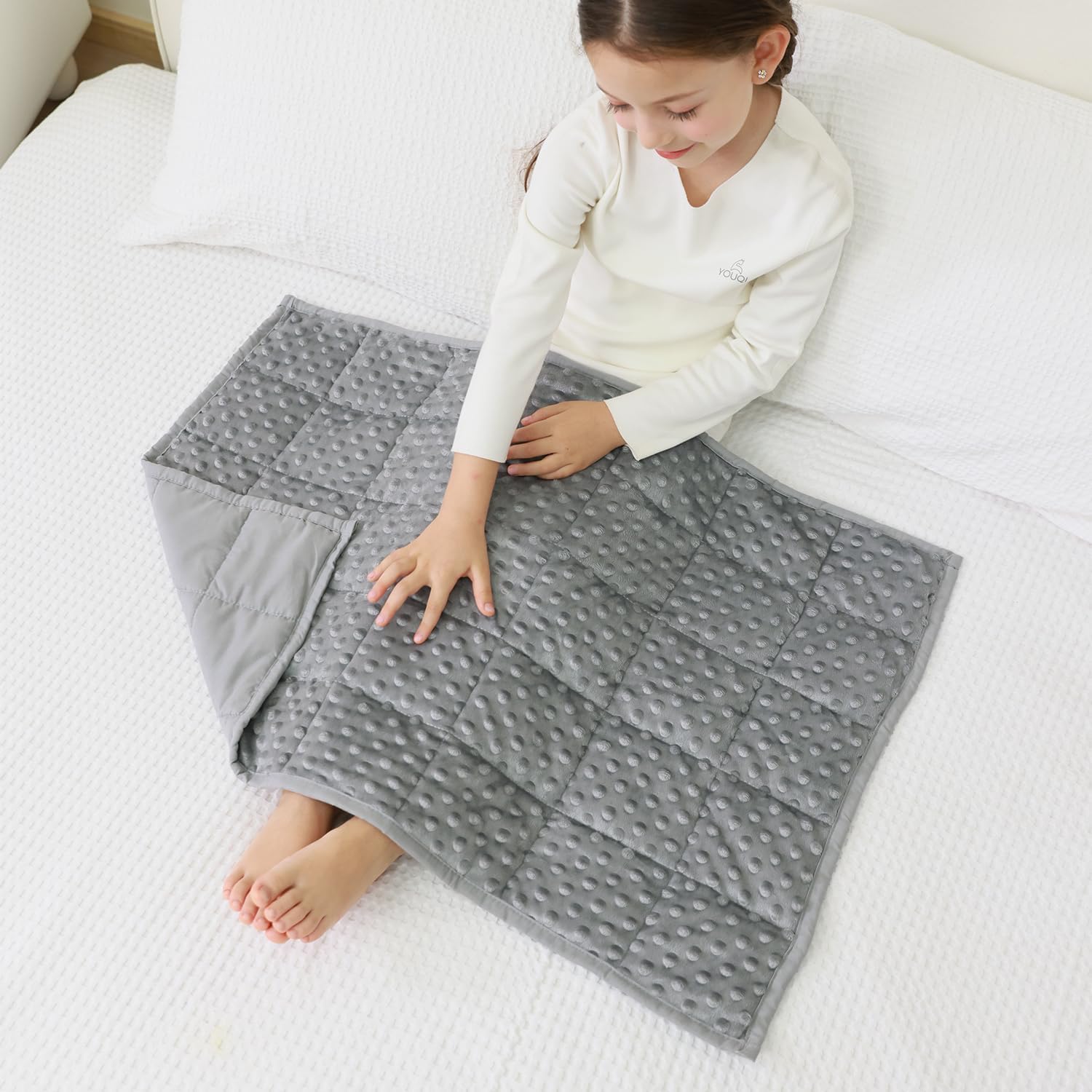 Mr. Sandman Weighted Blanket Kids Weighted Lap Pad, Minky Dots Cooling Toddler Heavy Knee Blanket, Soft and Cozy Throw for Children Sleeping/Nap at School/Home, Gift, 20 x 30in, 2lbs, Grey-picture-12