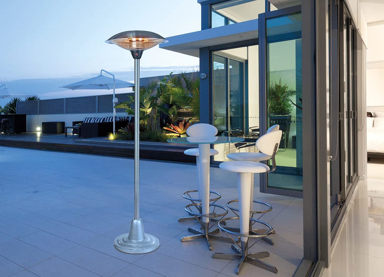 Semptec Urban Survival Technology OSH-3000 Riscaldatore elettrico da esterno a piantana 3000 W IP34 con ruote