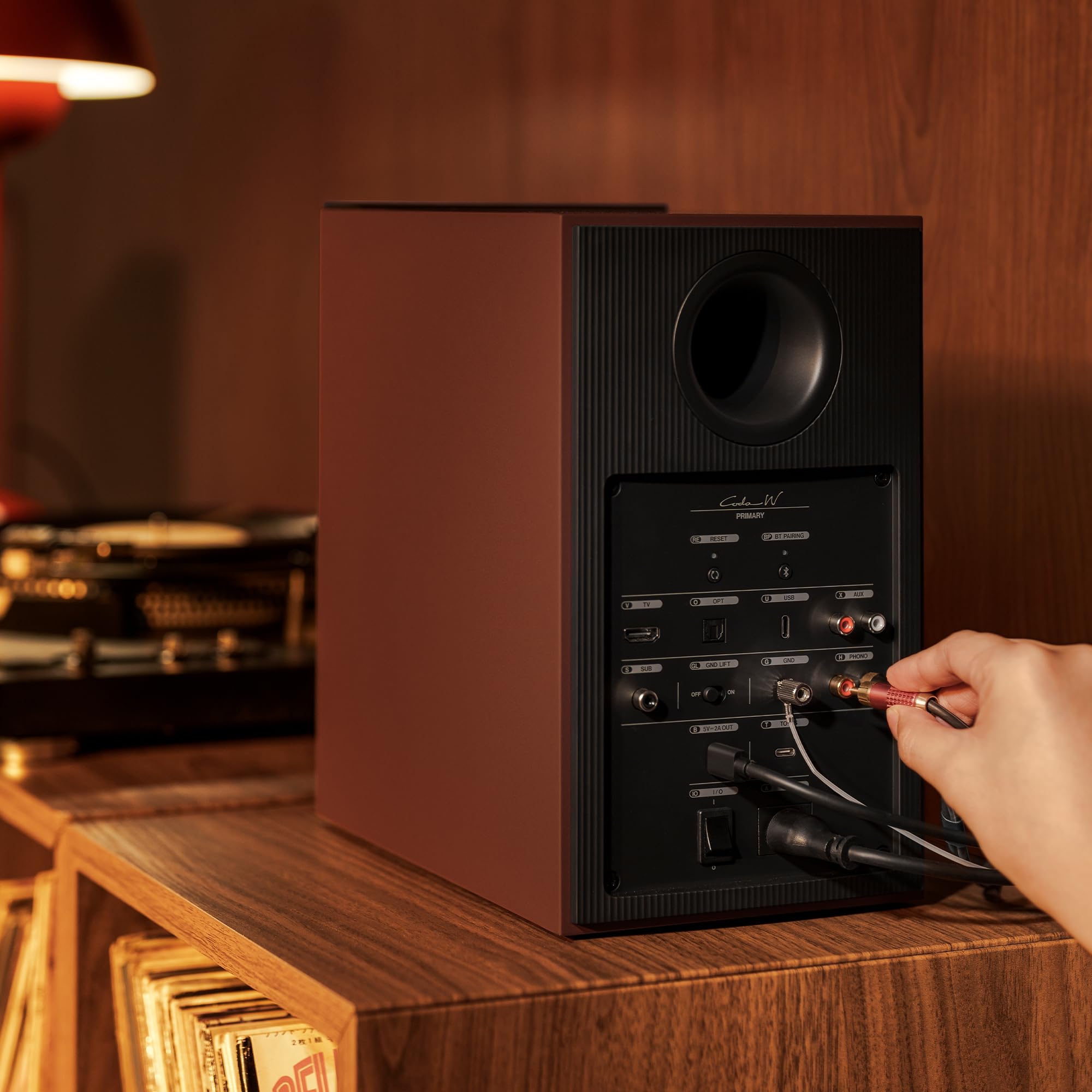 KEF Coda W Diffusori da scaffale HiFi wireless, Vintage Burgundy | Bluetooth 5.4 aptX Lossless | Compatibili con giradischi, TV, PC, laptop e altro | Musica | TV e Home Cinema | Gaming