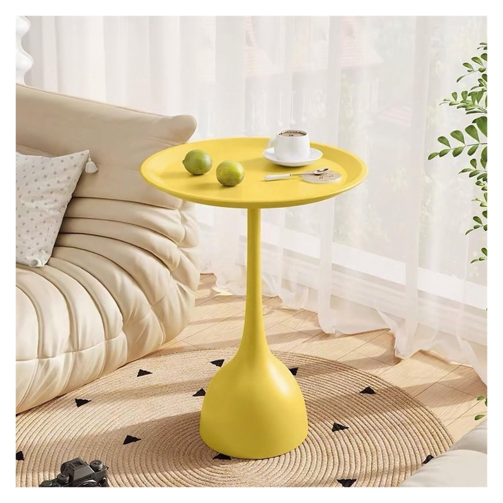 Table de chevet de luxe légère jaune petite table d'appoint au revêtement haute résistance