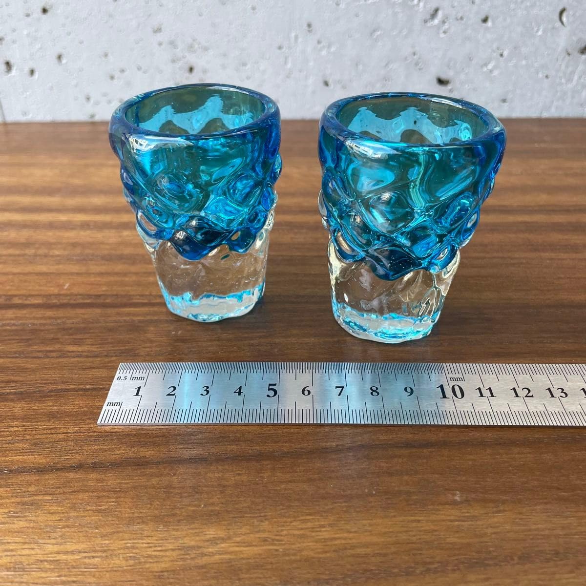 Amazon | ショットグラス水色2個 琉球ガラス工房清天 | ノーブランド品