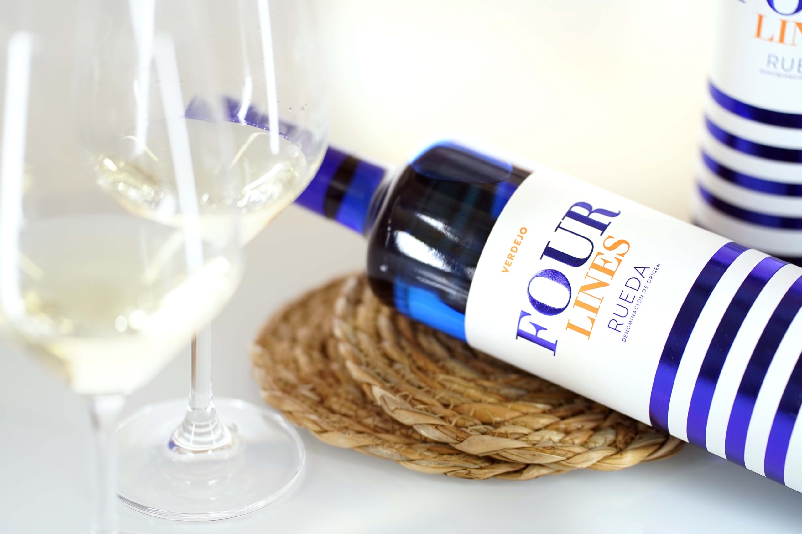 CUATRO RAYAS Four Lines Verdejo - Vino Blanco DO Rueda (6 Botellas x 750ml)