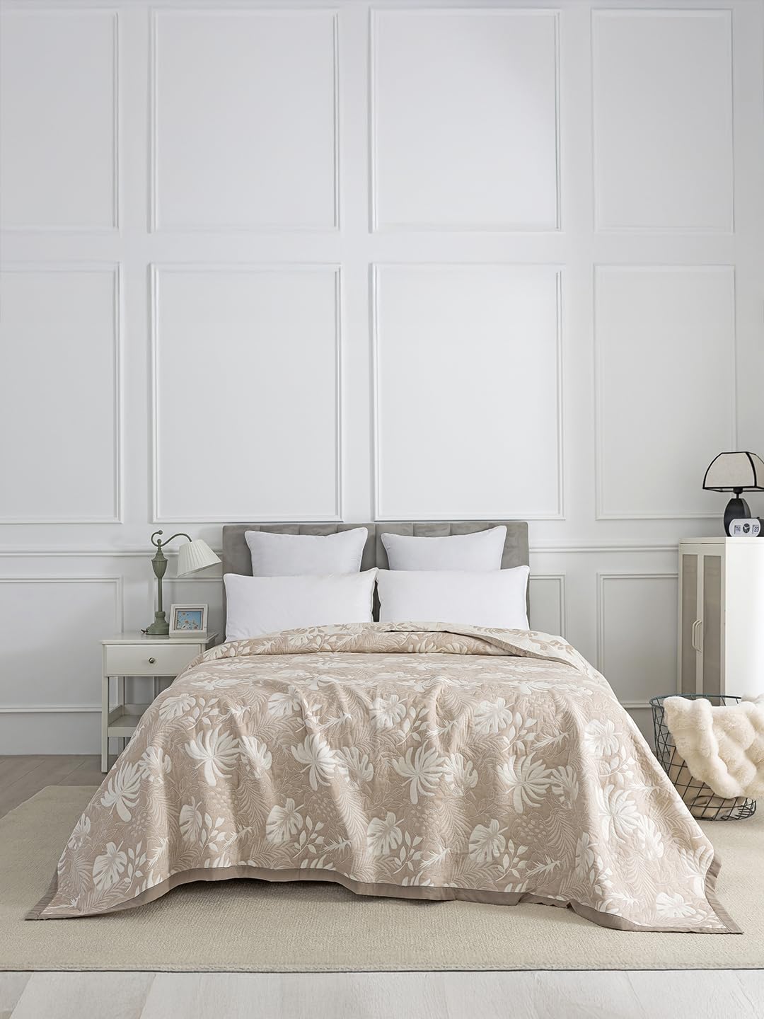 Urban Dream Fashion Abstract Leaves Weave Light Brown and White Bedspread-image-28
