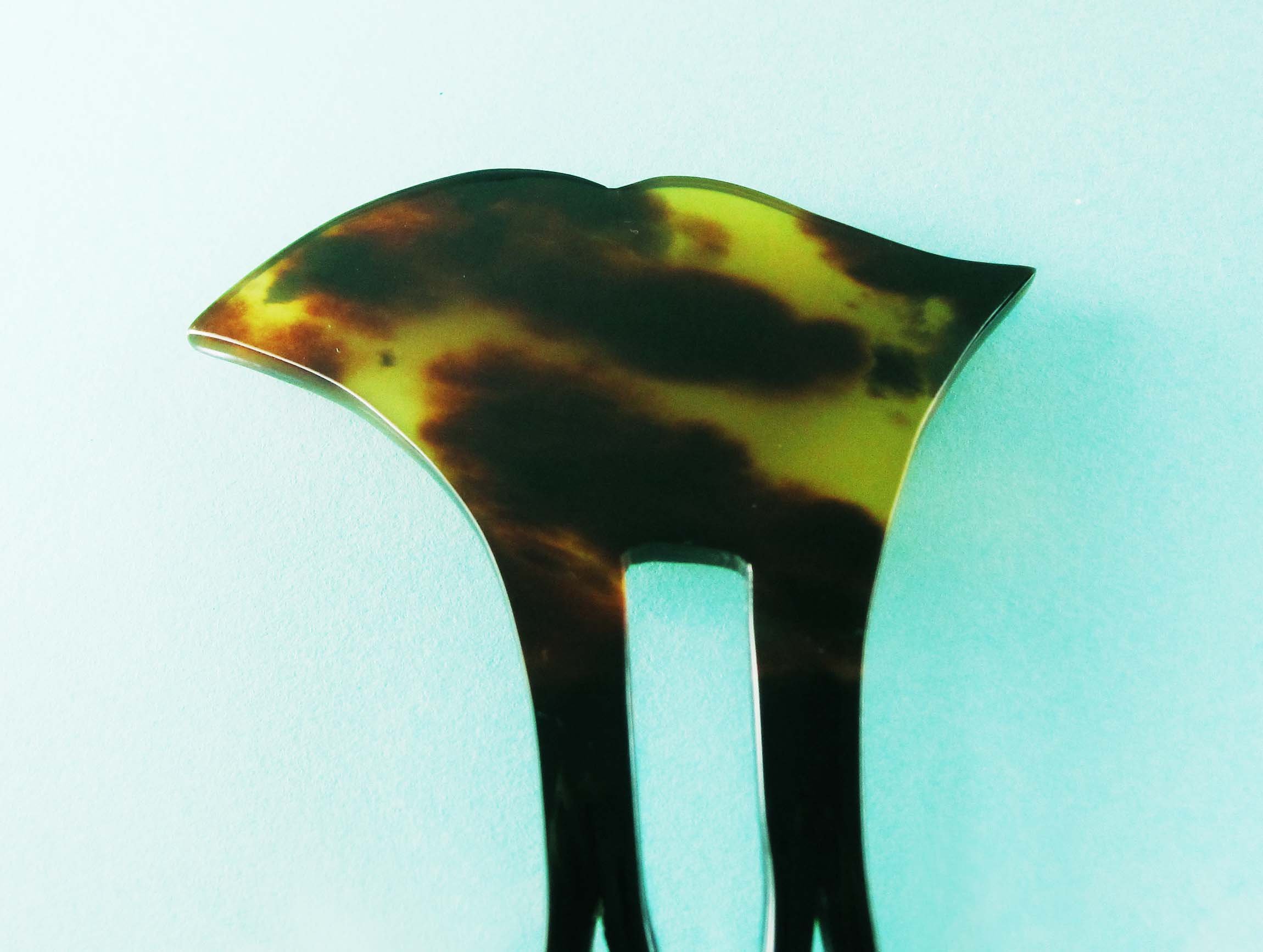 Amazon.co.jp: 本べっ甲 かんざし 茨布甲 バチ型 二本挿し ヘア