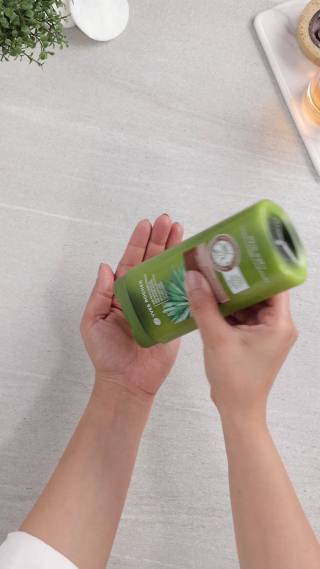 Image of Yves Rocher Repair Balm Shampoo Sulfate Free