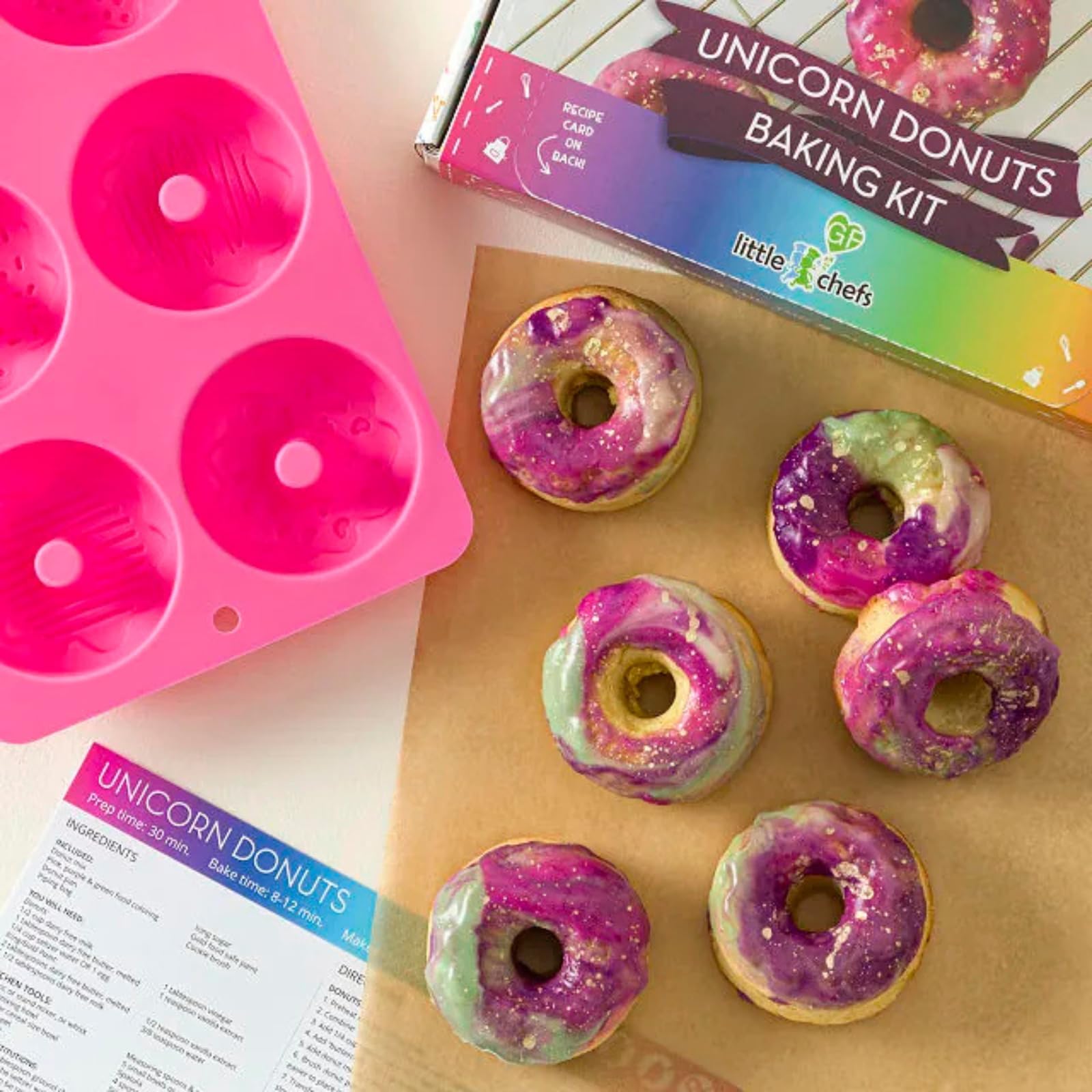 Little GF Chefs DIY Einhorn Donut Backset für Kinder | Glutenfreie Regenbogen-Wirbelglasur Backzubehör Geschenkset mit Zuckergussmischung, Zutaten, Schritt-für-Schritt-Anleitung (evtl. nicht in