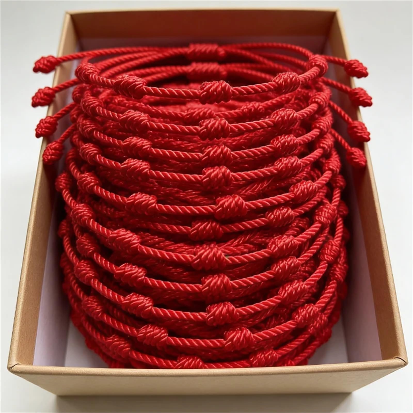 Geflochtenes Seilarmband Handgefertigtes tibetisch-buddhistisches Glücksarmband, rotes Seil, farblich passende Armbänder