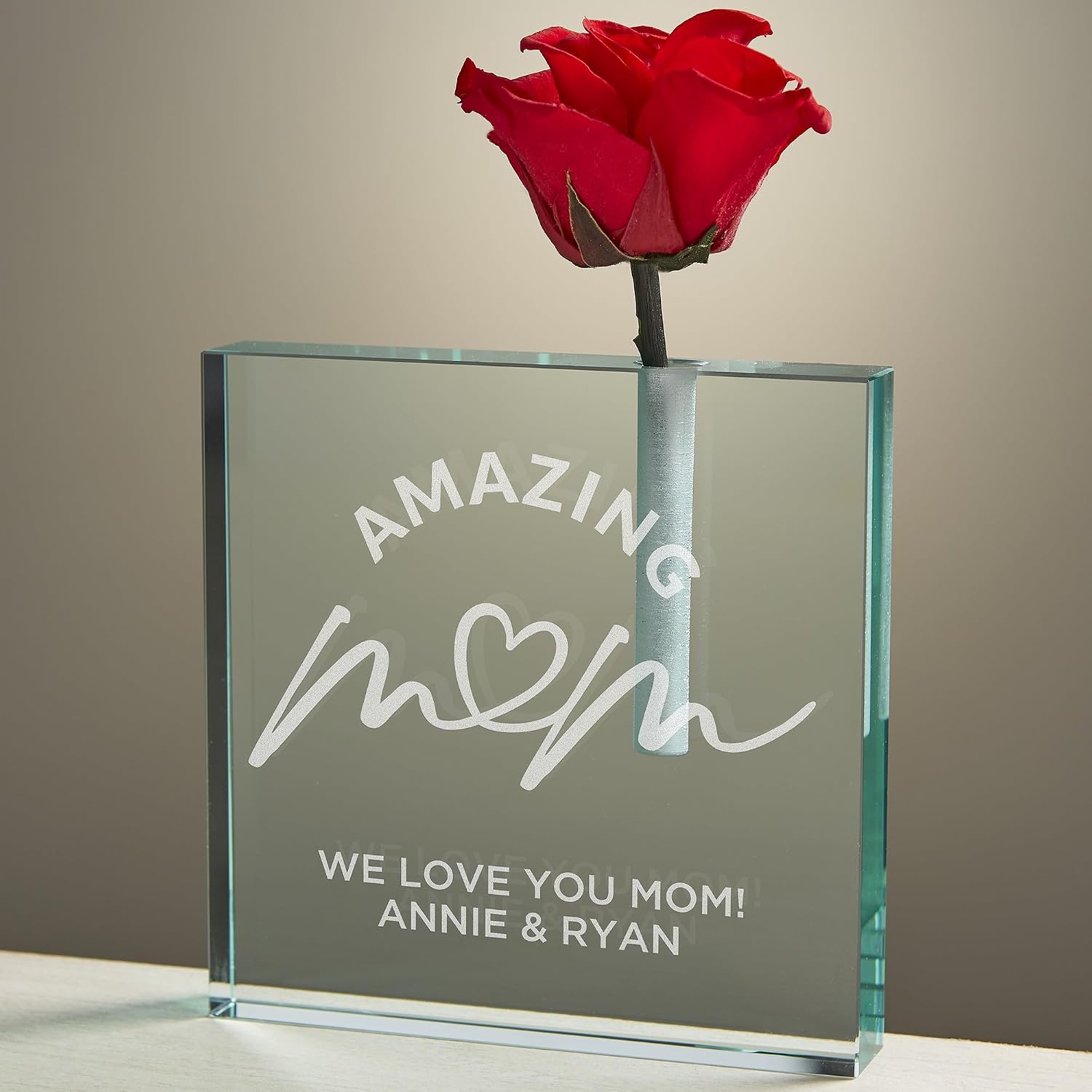 Personalization Universe Amazing Mom Personalized Crystal Bud Vase with Beveled Edges