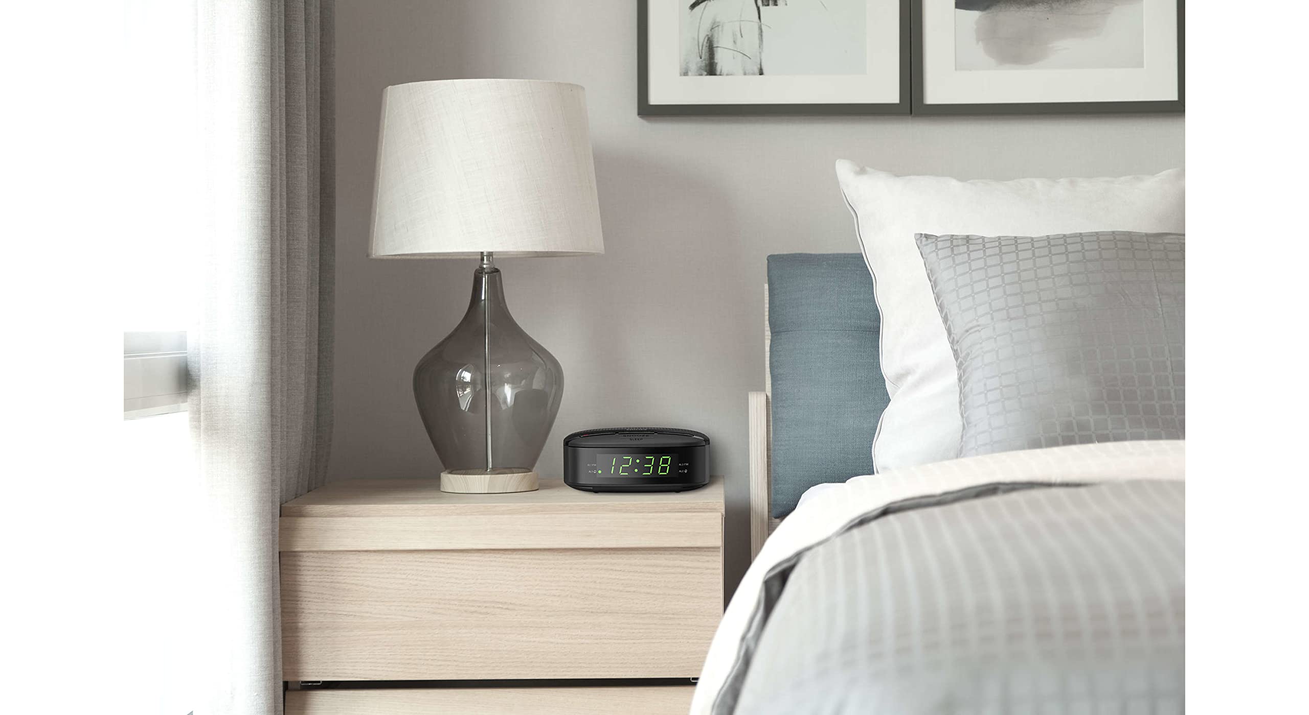 Philips Audio R3205/12 Radio-réveil, Radio FM (Double Alarme, Arrêt programmé, Radio numérique, Forme compacte, Batterie de Secours, Jusqu'à 10 présélection)
