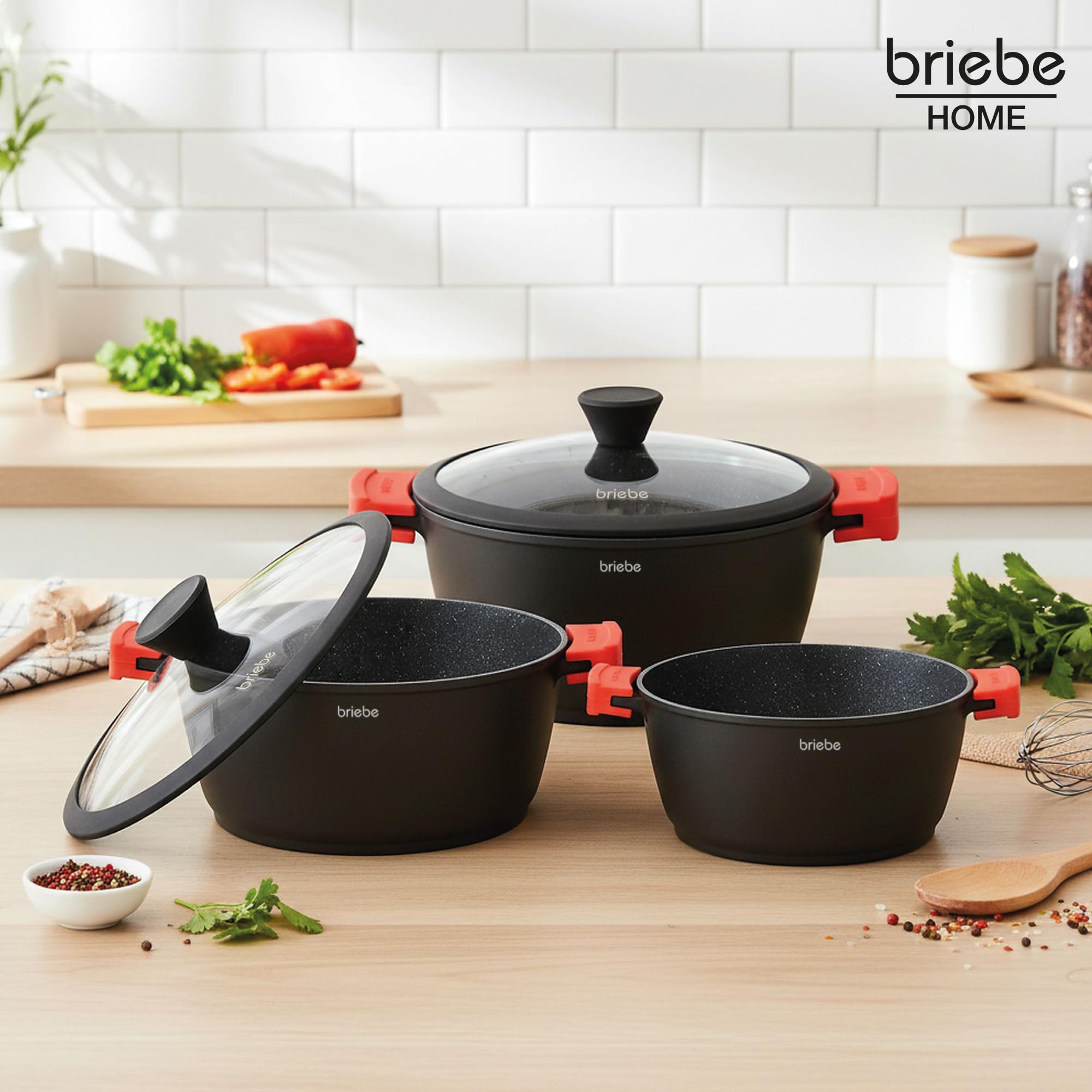 briebe Black Titanium Pentola Induzione Antiaderente Titanio, Casseruola 28cm, Alluminio Fuso, Rivestimento senza PFOA, Coperchio Vetro, Maniglie in Silicone, Vetroceramica, Gas, Forno