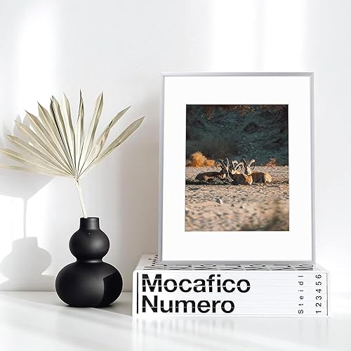 Vista 310 de Frametory - Marco de aluminio de 11 x 14 para fotos de 8 x 10 (en pulgadas), con paspartú marfil, de pared, con gancho de sierra, pestañas Bronce