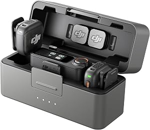 DJI Mic 3 (2 TX + 1 RX + boîtier de chargement), microphone sans fil pour iPhone/appareil photo/Android, ultraléger, contrôle de gain adaptatif pour volume équilibré, double bande anti-interférence, 28h d'utilisation, vlog