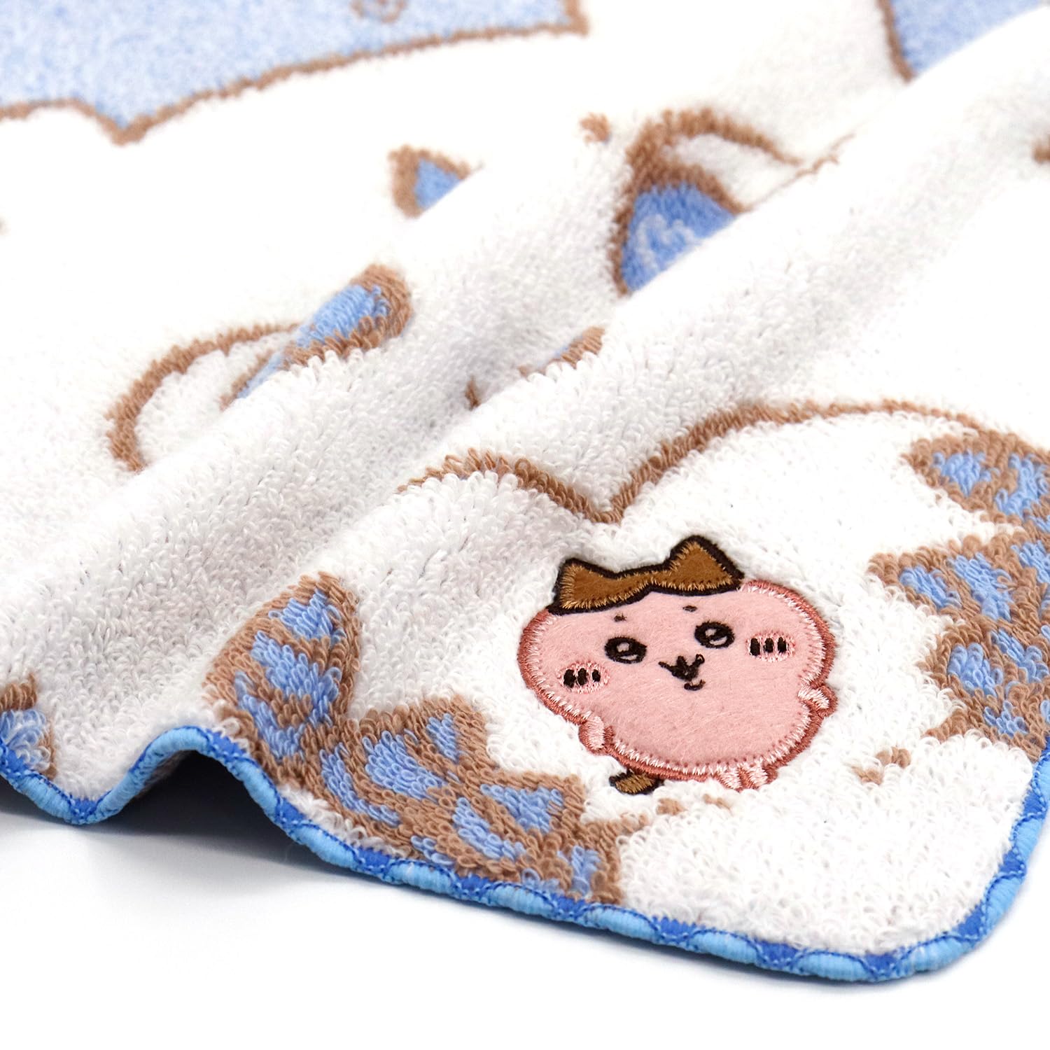 Amazon.co.jp: ちいかわ(Chiikawa) かたまってるよ タオルハンカチ