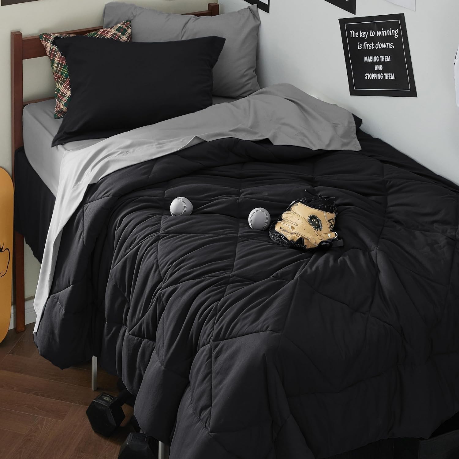 Twin Comforter Set - 5 Pieces Reversible Black Bedding, Twin Size Bed Set for All Seasons, Bed in a Bag with Down Alternative Comforter, Sheets, Pillowcase & Sham