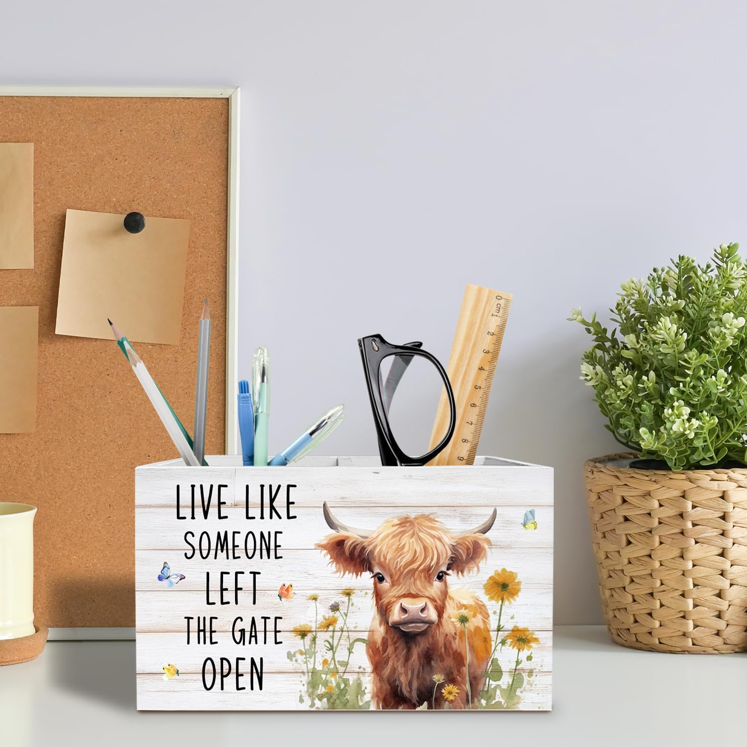 Farm Highland Cow Pen Holder for Desk, Highland Cow Gifts Pencil Organizer, Live Like Someone Left the Gate Open Wooden Box Sign Desk Decor for Girls Room Home Office Decoration image 3