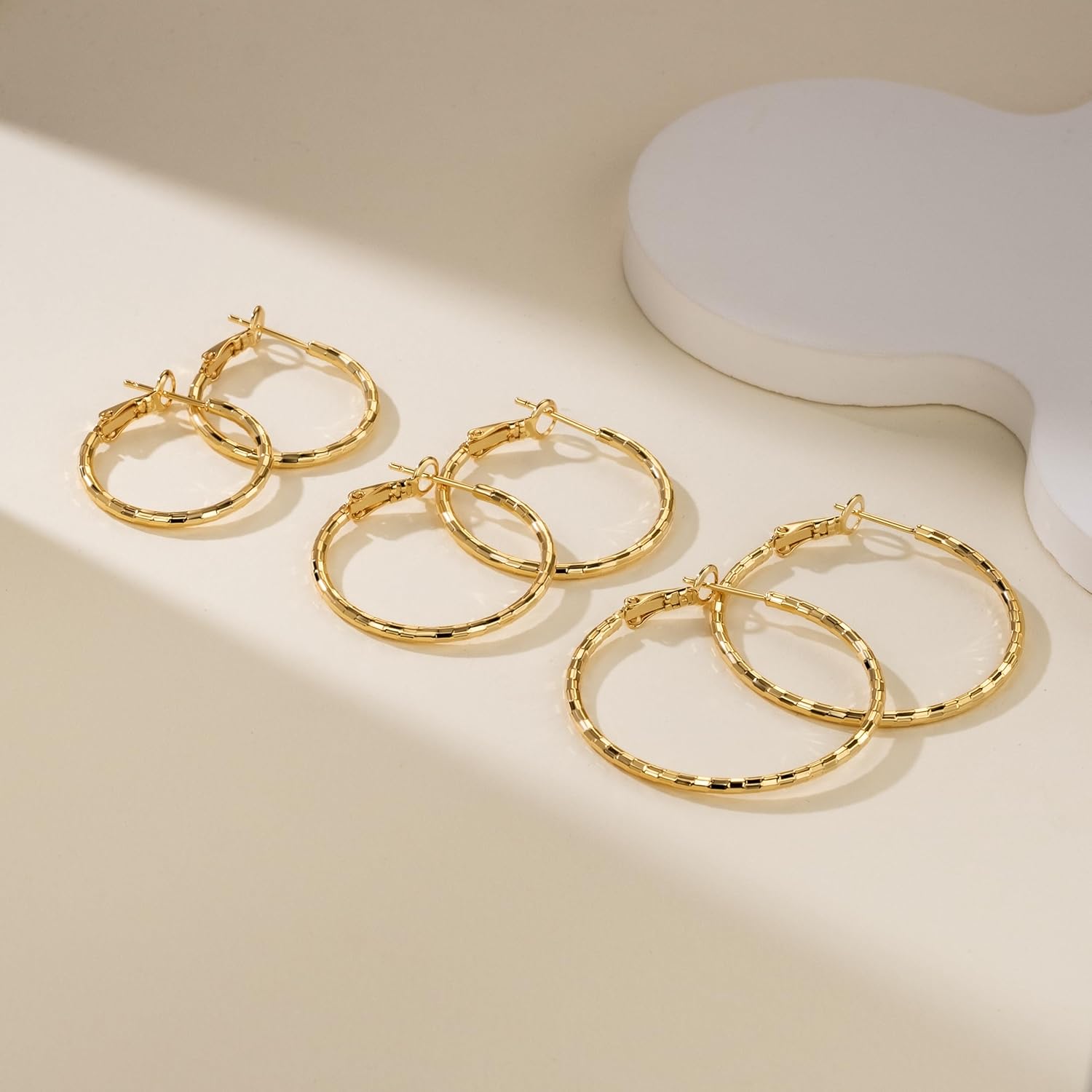 Degerde14K Gold Hoop Earrings for Women Gold Earrings for Women Sparkling Design Hypoallergenic Lightweight Womens Earring Hoops 25 MM/30 MM/40 MM - Image 3