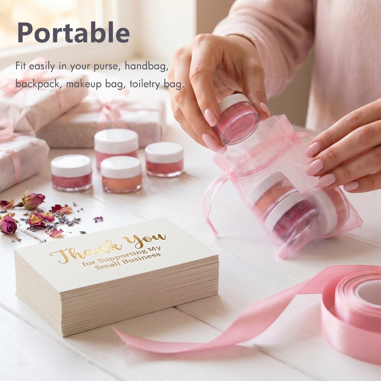 Lot de 200 pots d'échantillons de 5 g avec couvercles blancs, pots cosmétiques vides avec couvercles, petits contenants de voyage pour paillettes, lotion, crème, perles, avec étiquettes, mini spatules