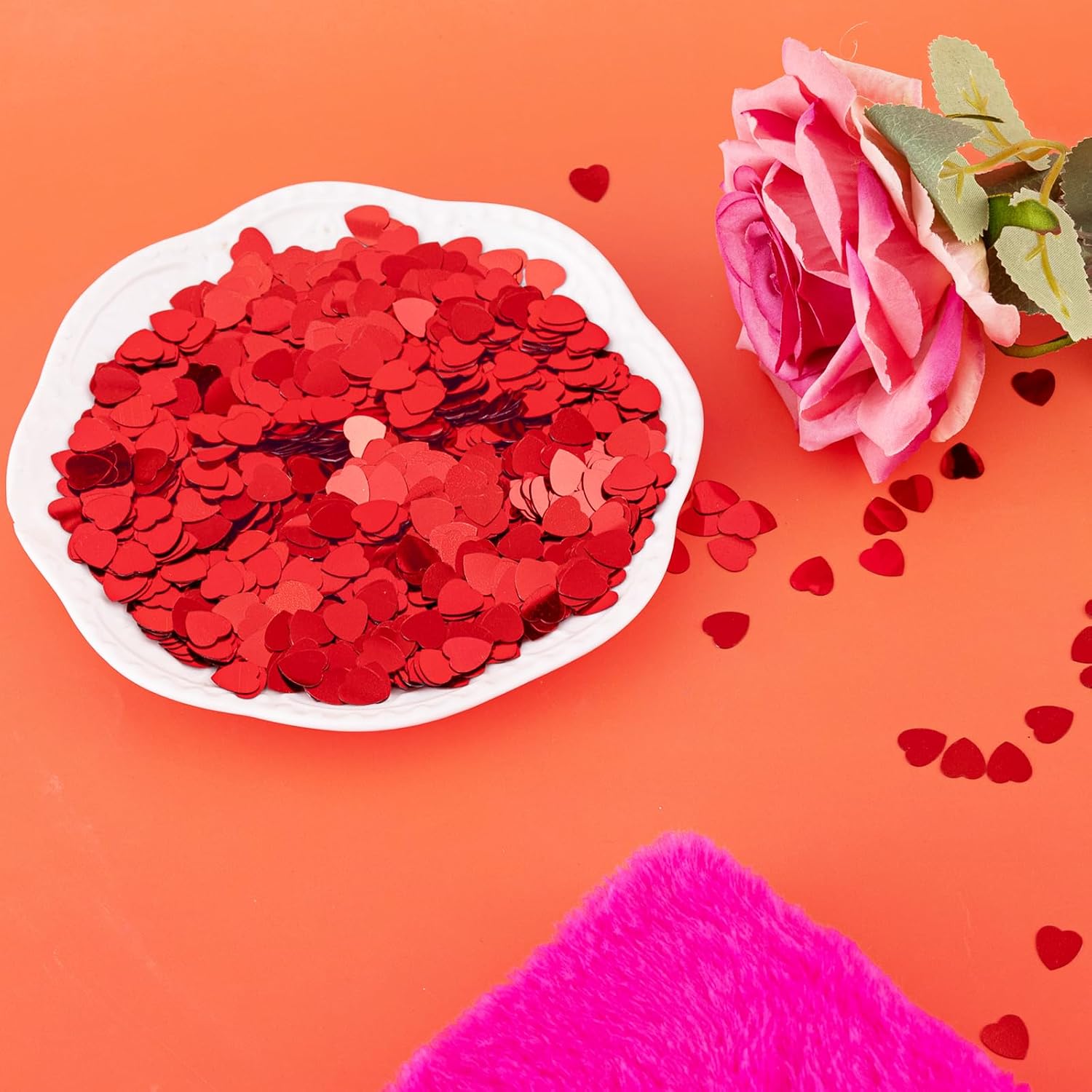 1500pcs/50g Valentines Day Hearts Confetti Decorations, Red Metallic Foil Heart Table Confetti Glitter Heart Sequins for Valentine's Day Wedding Birthday Party Home Decoration