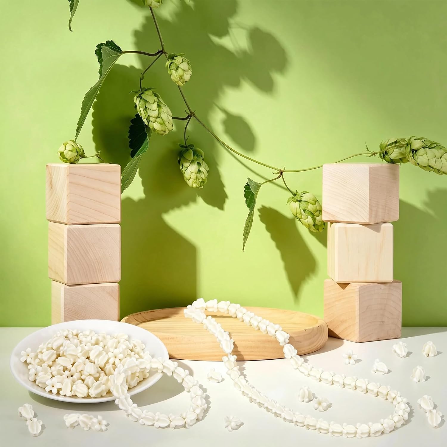 150Pcs Artificial Crown Flower Beads Puakenikeni Flower Clay Beads Handmade White Coral Flower Shell Bead for Jewelry Making DIY Bracelets Necklaces and Hawaiian Crown Garland Leis