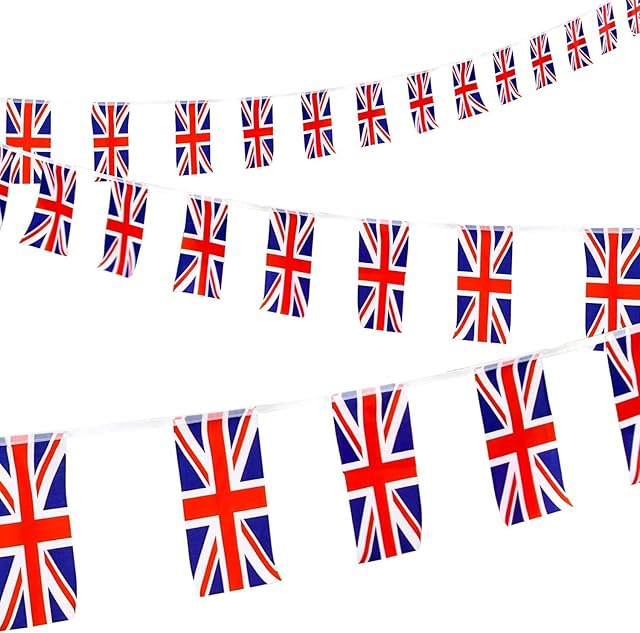 10m/33ft Long Union Jack Bunting with 30 Fabric Flags Queen's Platinum Jubilee Banner For Wedding Sporting Royal Events Pub Office BBQ Street Party Support