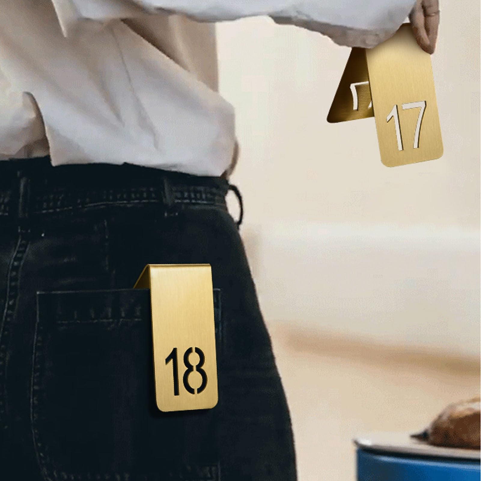 Juego de números de mesa, tarjetas de posición de placa de latón, soportes de números de recepción estilo tienda de campaña de doble cara para bodas, restaurantes y cafeterías