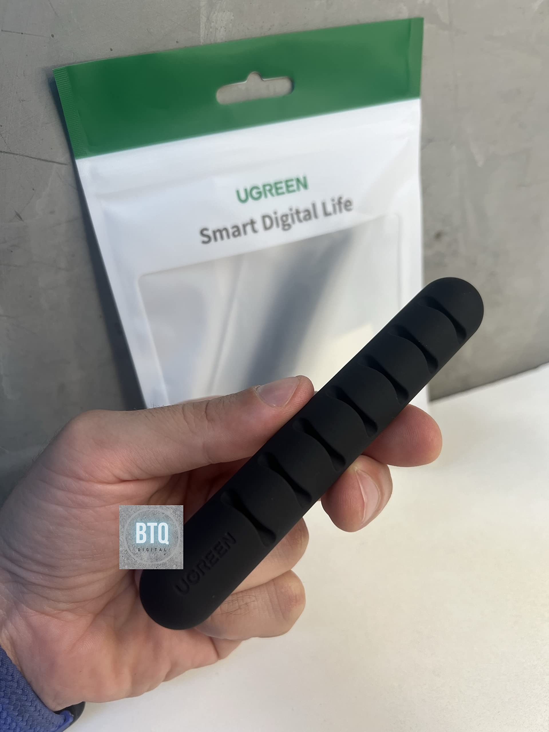 Ugreen Kendinden Yapışkanlı 7'li Kablo Tutucu