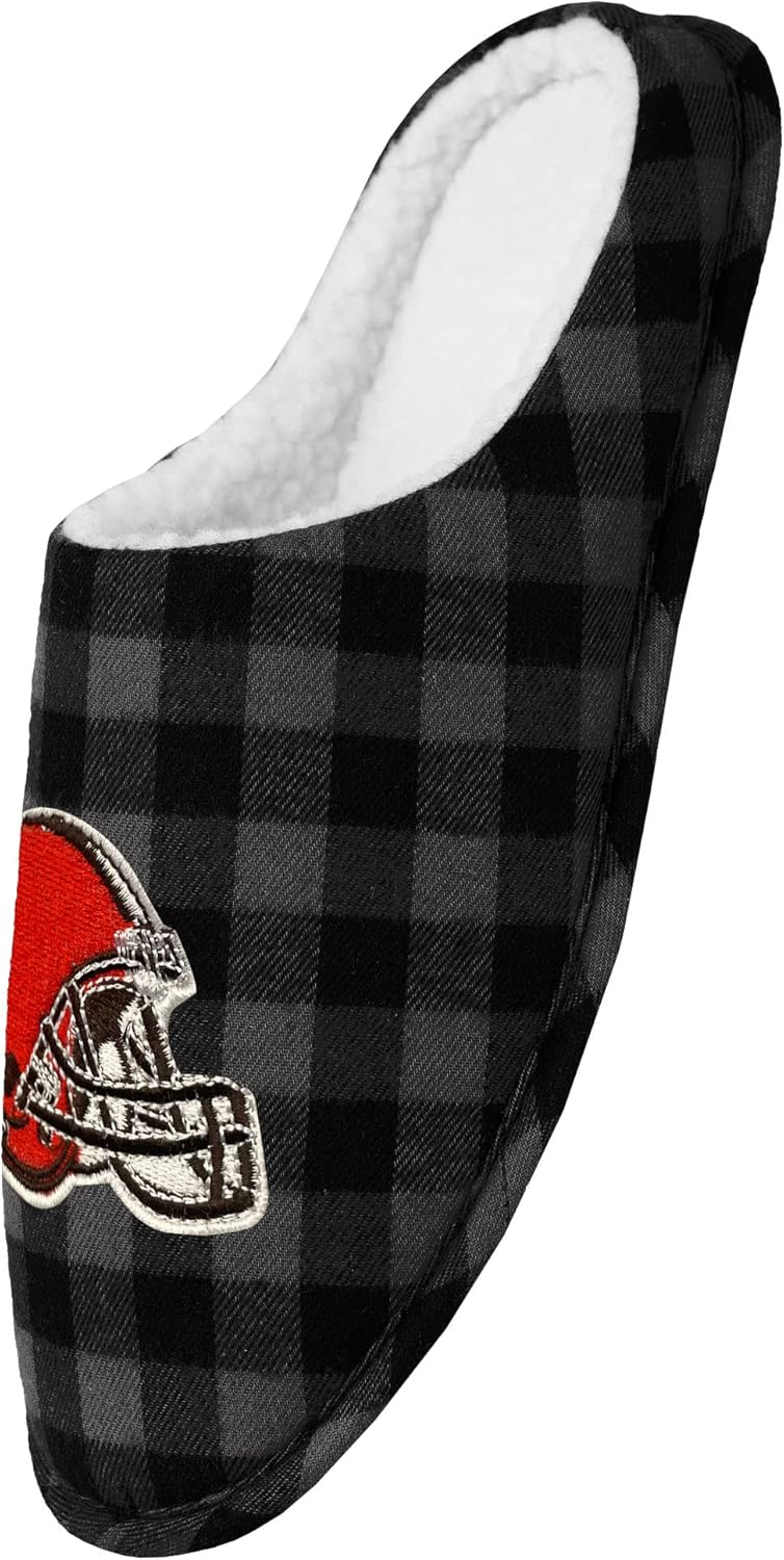 FOCO Men'sNFL Sherpa Lined Buffalo Check Memory Foam Slippers