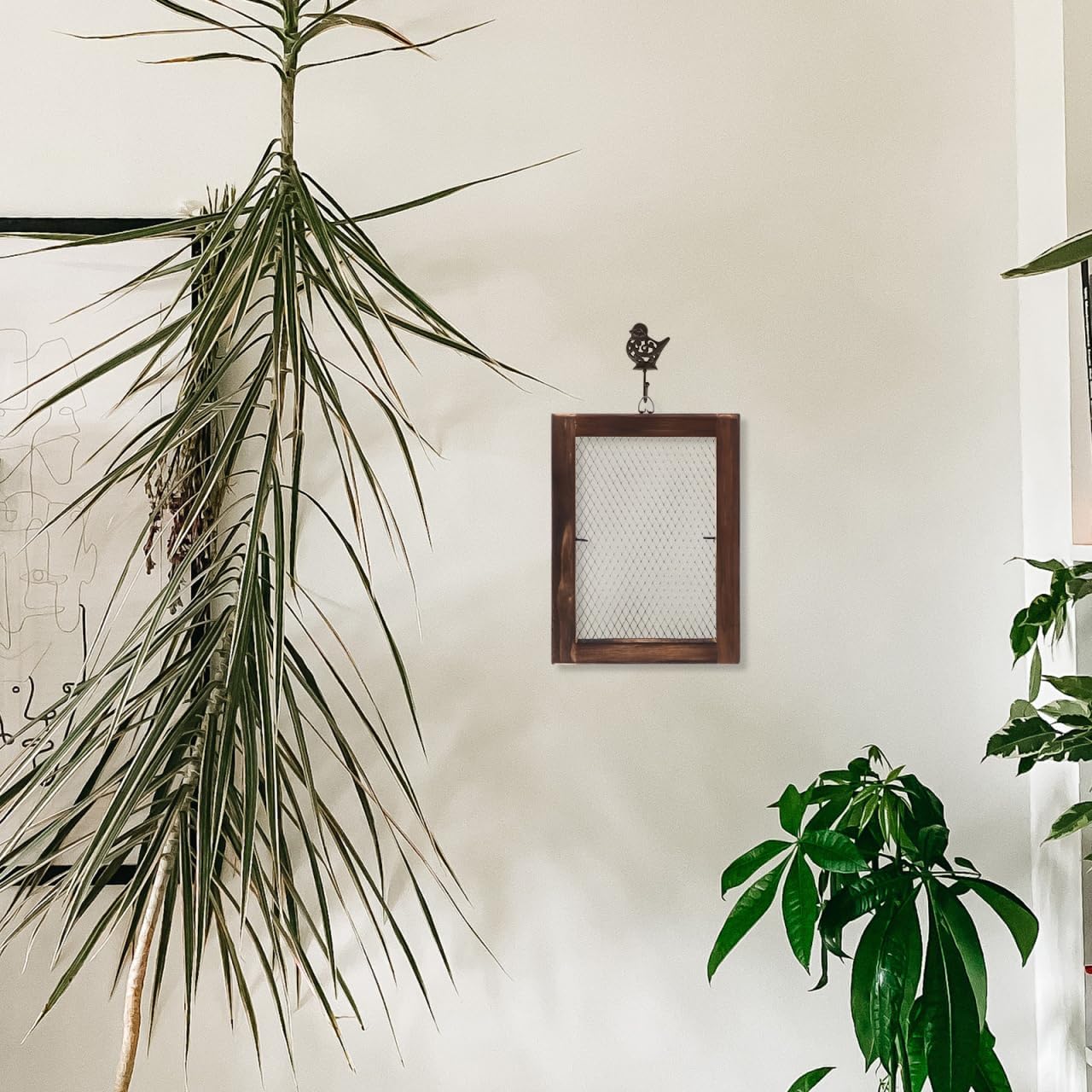 Levemolo Fern Hanging Board Wall Mounted Planter with Wire Mesh Air Plant Holder Indoor Outdoor Wood Planter for Small Ferns and Succulents 13.58X9.84X0.78In