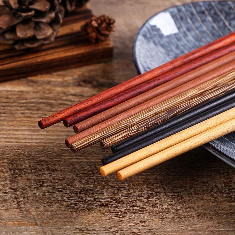 Baguettes chinoises en bois massif importé Baguettes cadeaux 5 paires de baguettes, pas de vernis, pas de cire, processus de placage au brouillard, boîte cadeau