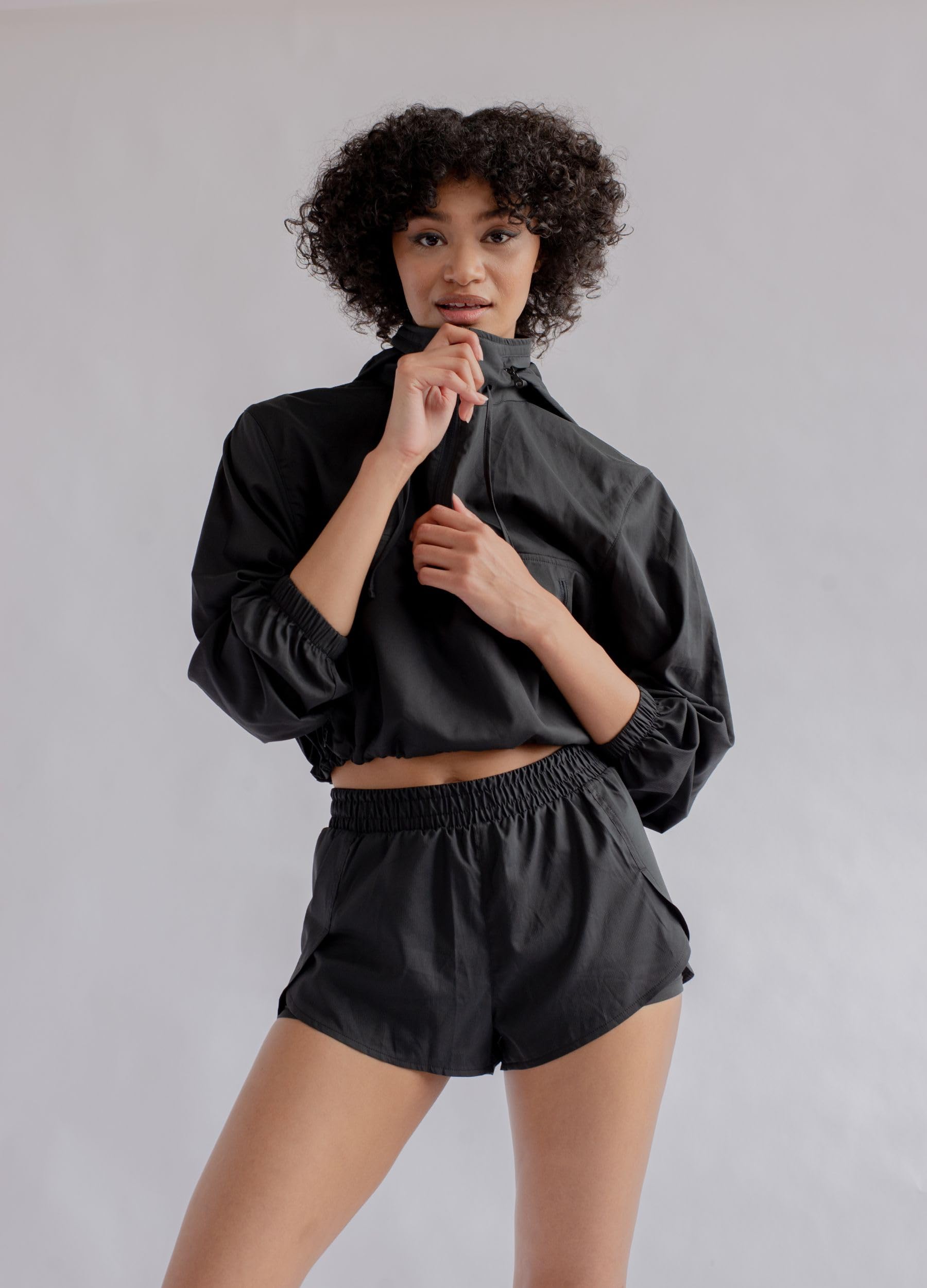 Girlfriend Collective Short de Trail Yoga Femme