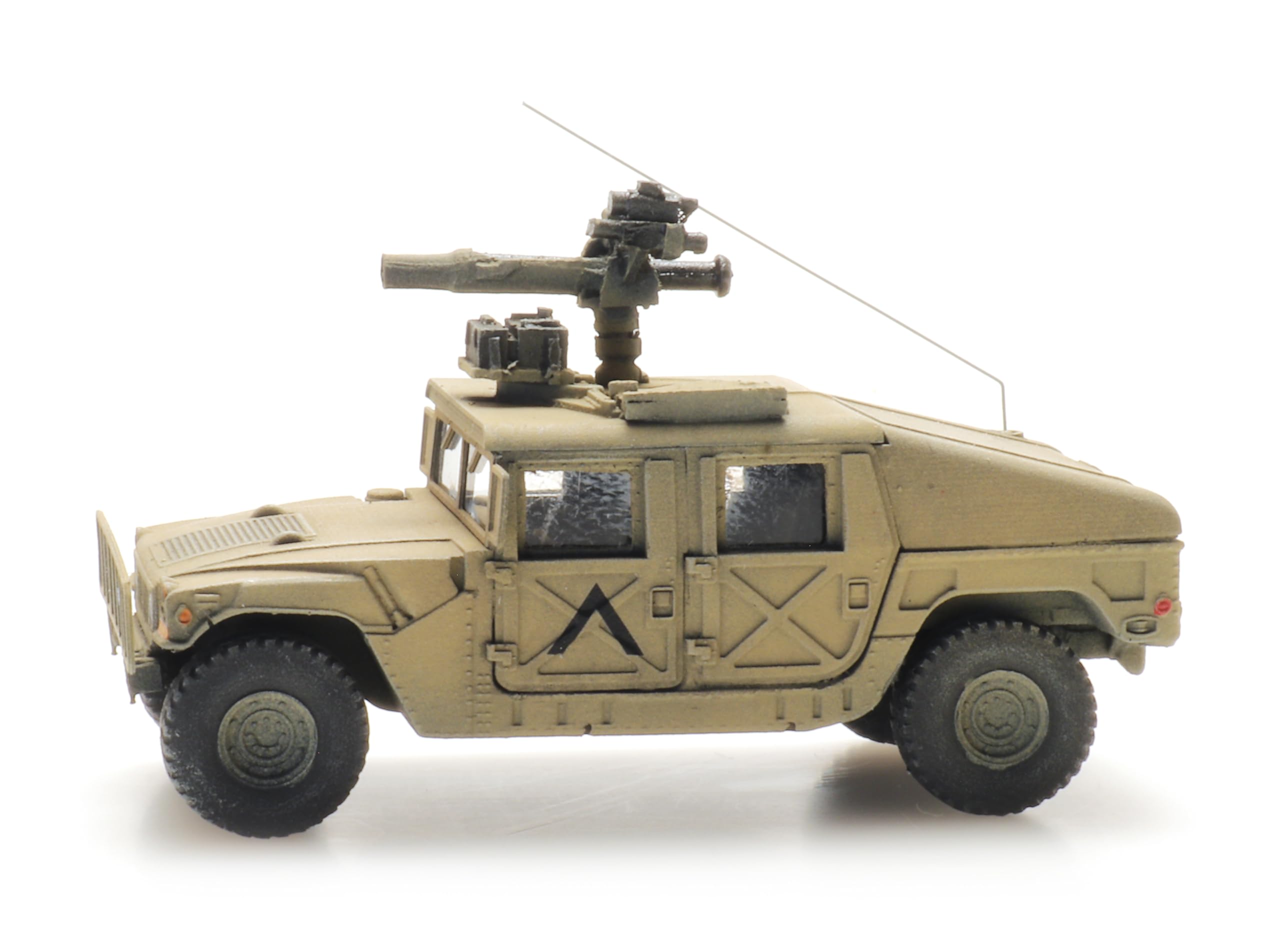 6870539 - 1/87 / H0 US Humvee Desert Armored TOW - Neu