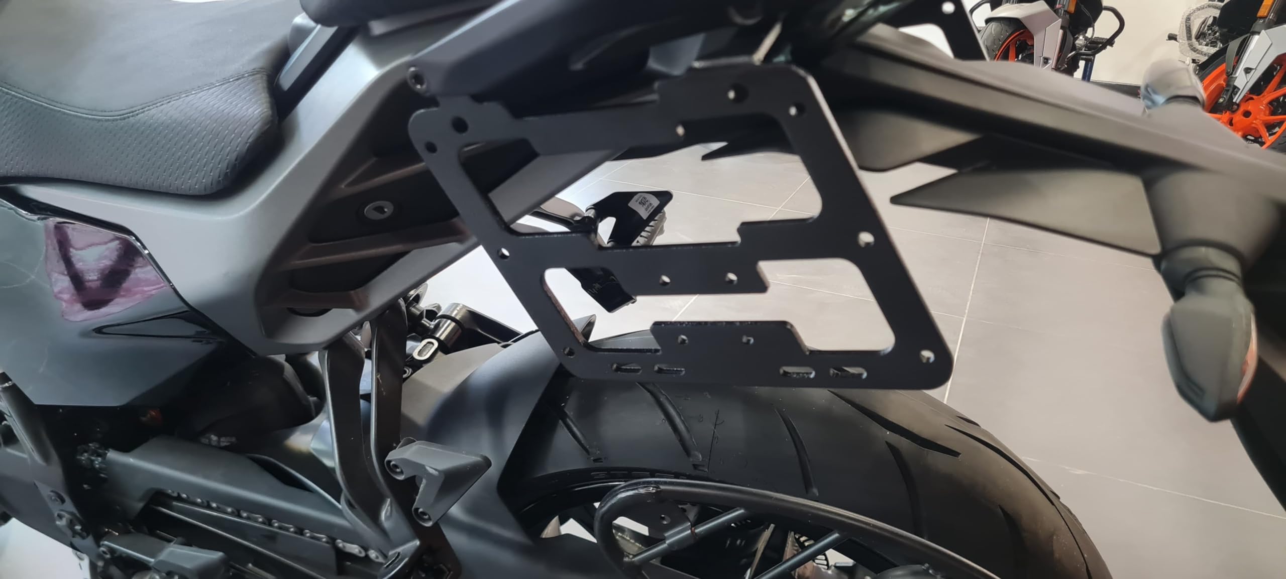 BikersBillet KTM Duke Saddle Support System 250/390 2024-picture-11