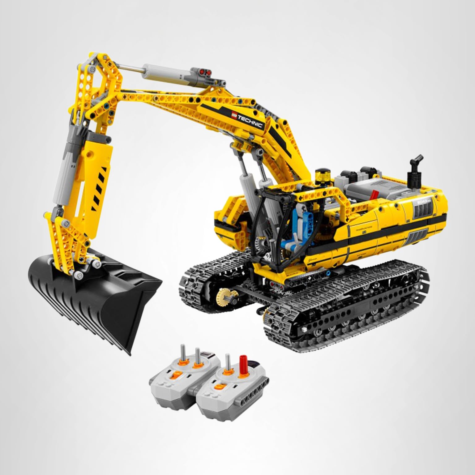 Amazon.com: Lego Technic 8043 Motorized Crawler Excavator : Toys