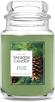 Yankee Candle Large Jar Scented Candle with up to 150 Hour Burn Time, Premium Plant Wax Blend for Consistent Burn, 22 oz Jar Candle with Room Filling Fragrance, Balsam & Cedar