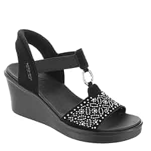 Amazon.com | SKECHERS(スケッチャーズ) Women's Slip-on Wedge