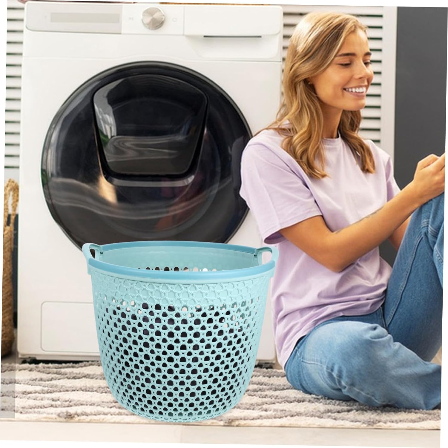 Large Laundry Basket with Handle Lightweight Plastic Clothes Hamper for Bathroom Nursery Bedroom Portable Dirty Clothes Container for Easy Transport and Storage