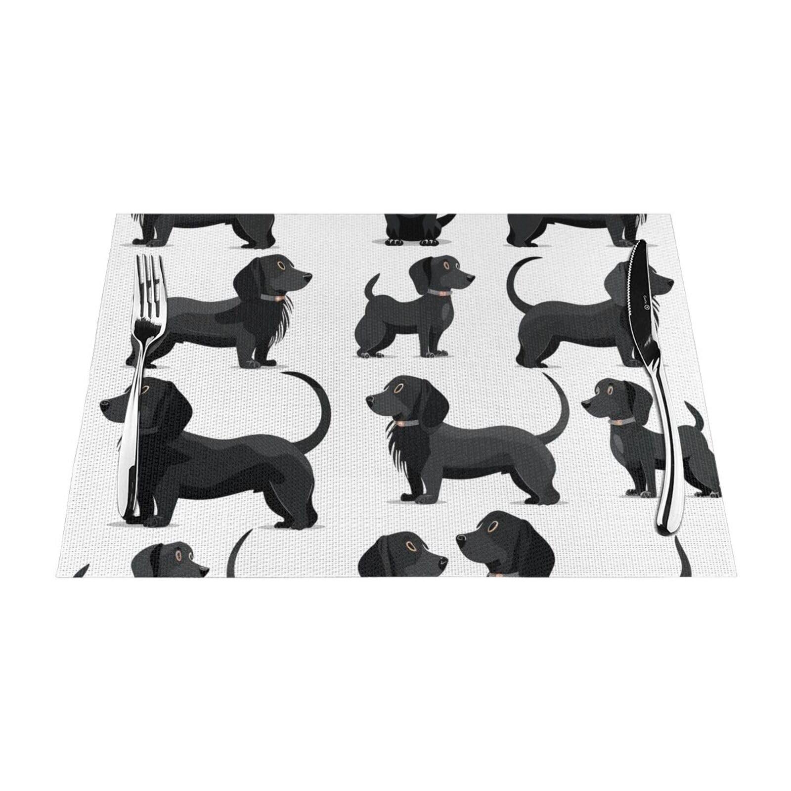 Set de table motif teckel noir pour repas de famille chaleureux