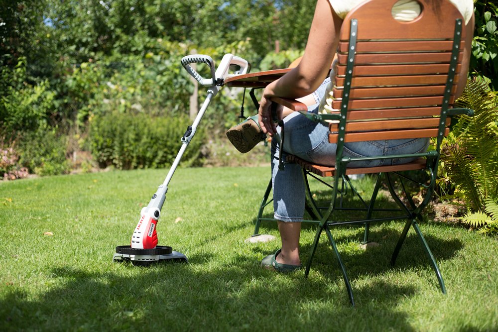 IKRA Elektryczna podkaszarka do trawy IGT 600DA, obwód cięcia 32 cm, regulacja wysokości, cięcie pionowe