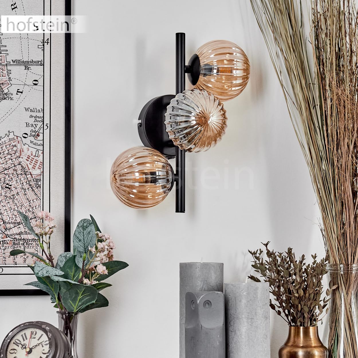 Wandleuchte Chehalis, Wandlampe aus Metall/Riffelglas in Schwarz/Bernstein, Leuchte im Retro/Vintage-Design m. Schirmen aus Glas (Ø 10 cm) u. An/-Auschalter am Gehäuse, 3 x G9, ohne Leuchtmittel