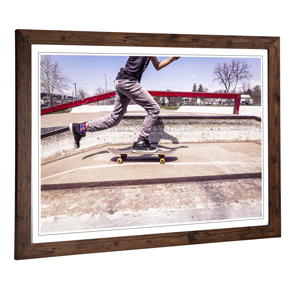 Big Box Art Framed Print Skateboarding Skate Park (1) Design | Wall Art Picture | Home Decor for Kitchen, Living Room, Bedroom, Hallway, Walnut, A2 / 24.5x18 Inch / 62x45cm