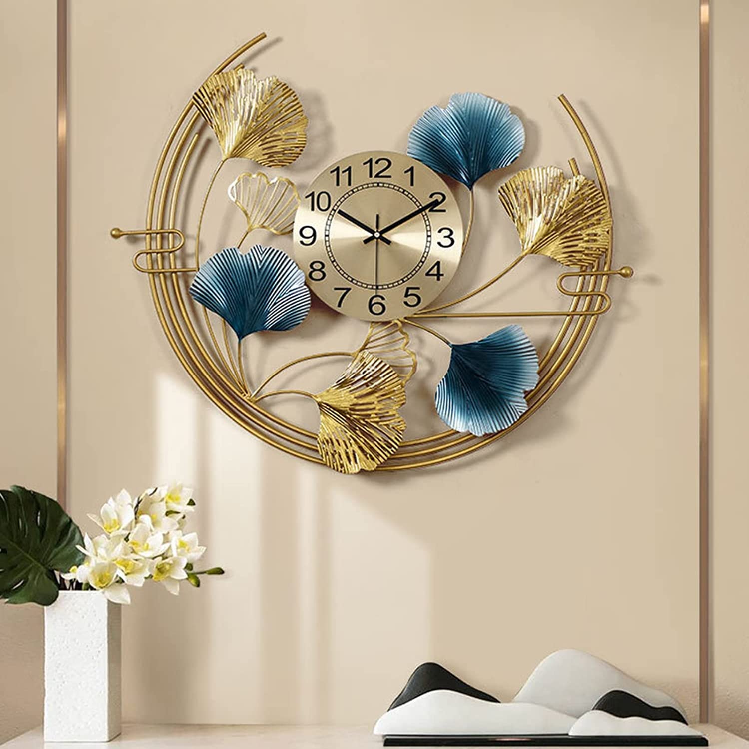 SaryEdge Wall Clock Modern Art Wall Clock Modern 3D Ginkgo Leaves Metal Wall Clocks, European Style Silent Non Ticking Quartz Clock Operated Decor Clock for Living Room Be,