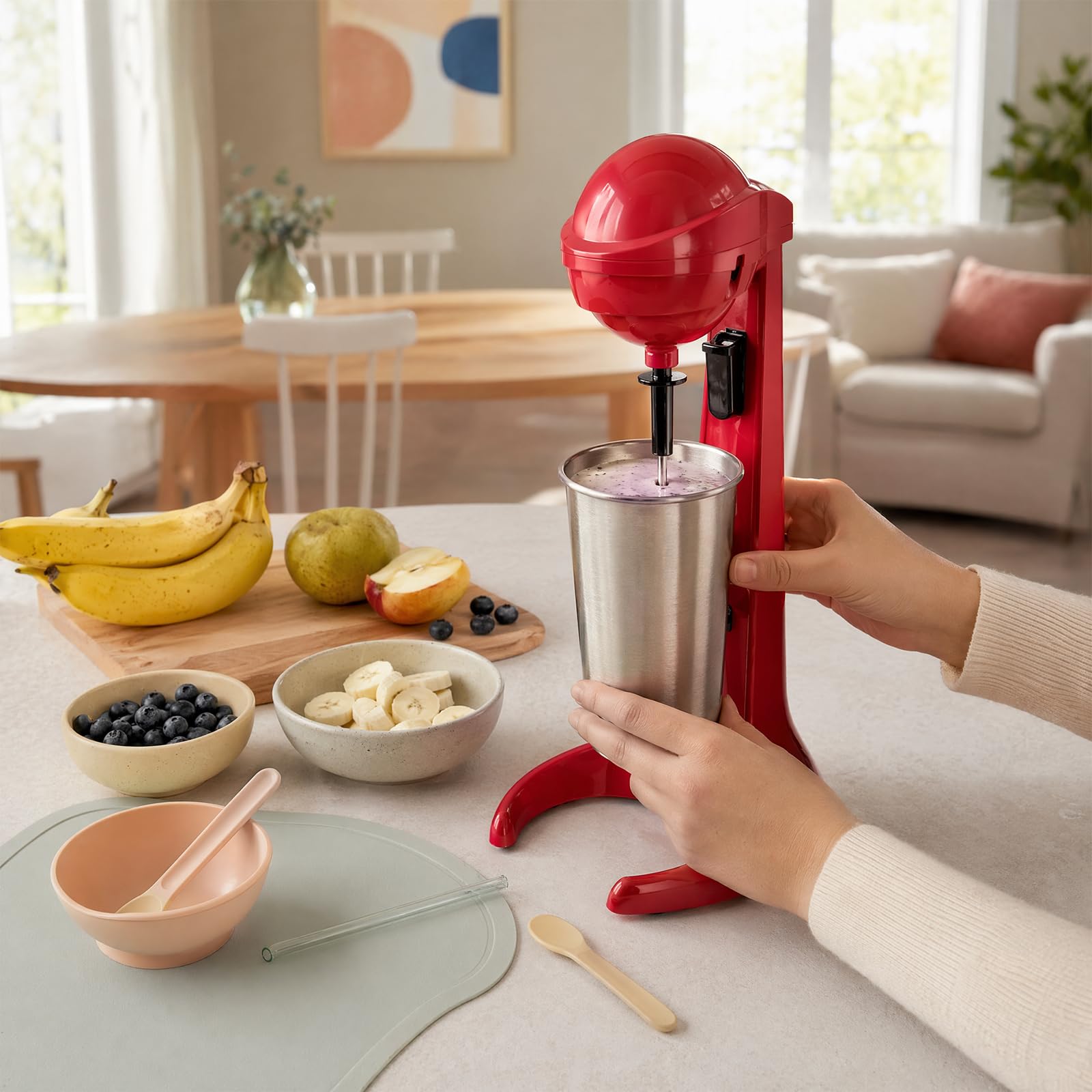 Elektryczny blender do napojów kawowych mrożonych ze znakami pomiarowymi