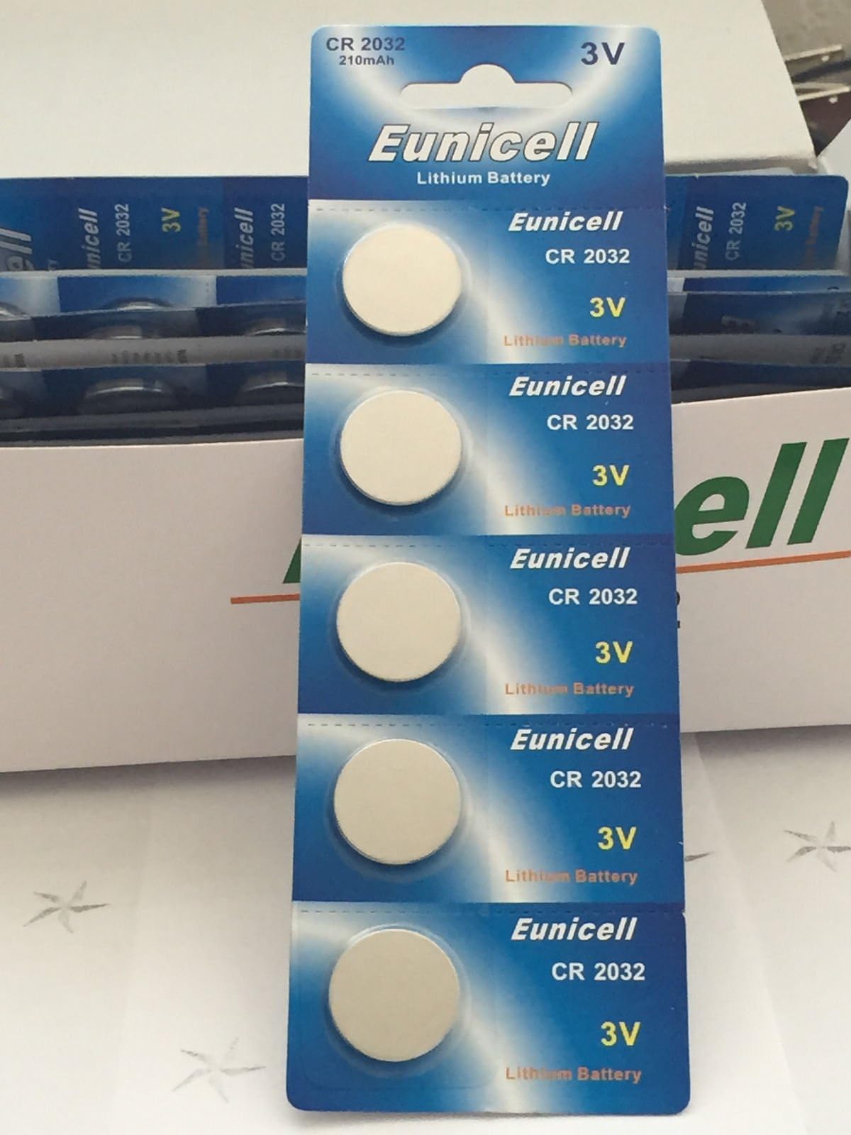 5 x Eunicell CR2032 3.0v Lithium Coin Cell Batteries in separate blister packaging