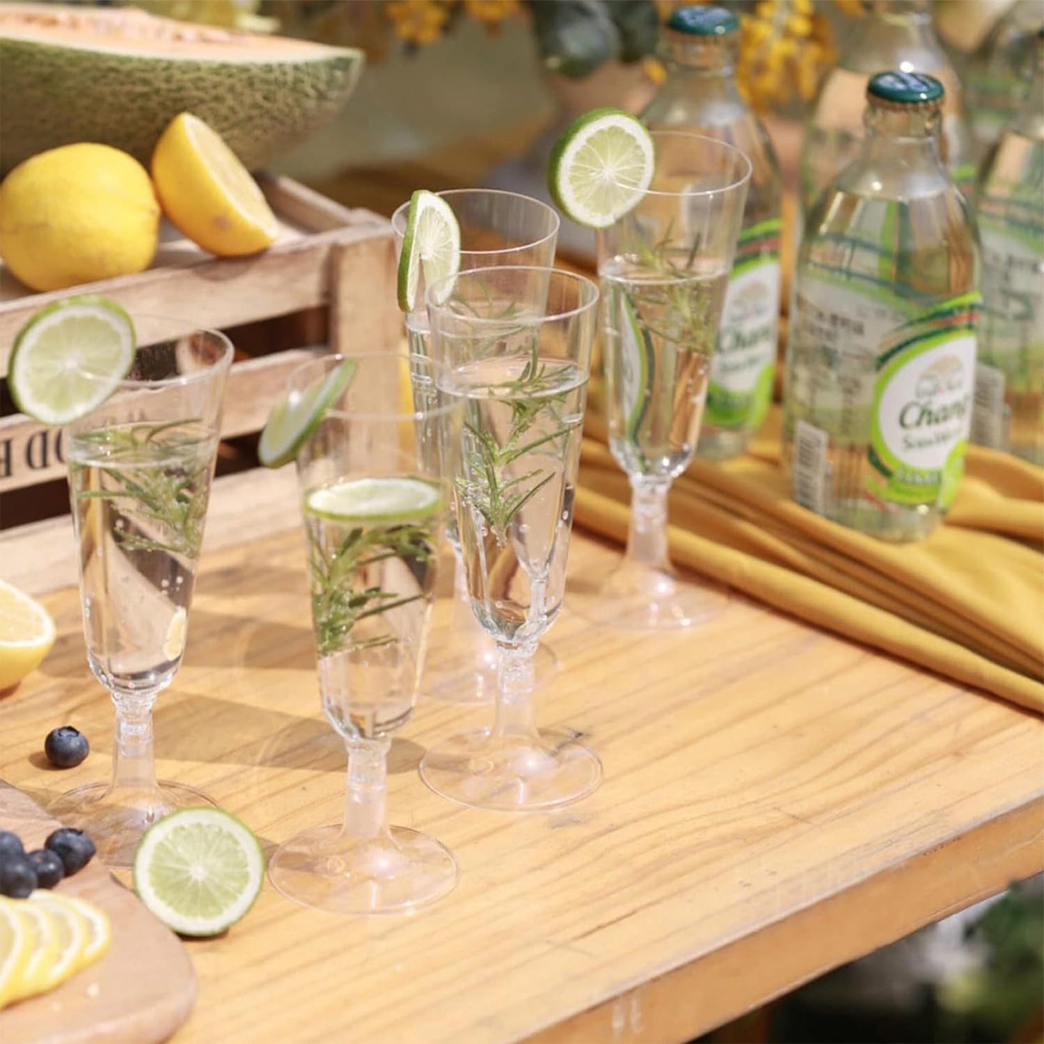 50 szt. Przezroczyste plastikowe kieliszki do szampana, 160ml/5oz wielokrotnego użytku szklanki do prosecco, wytrzymałe plastikowe kieliszki do szampana, eleganckie szklanki do wina na wesele