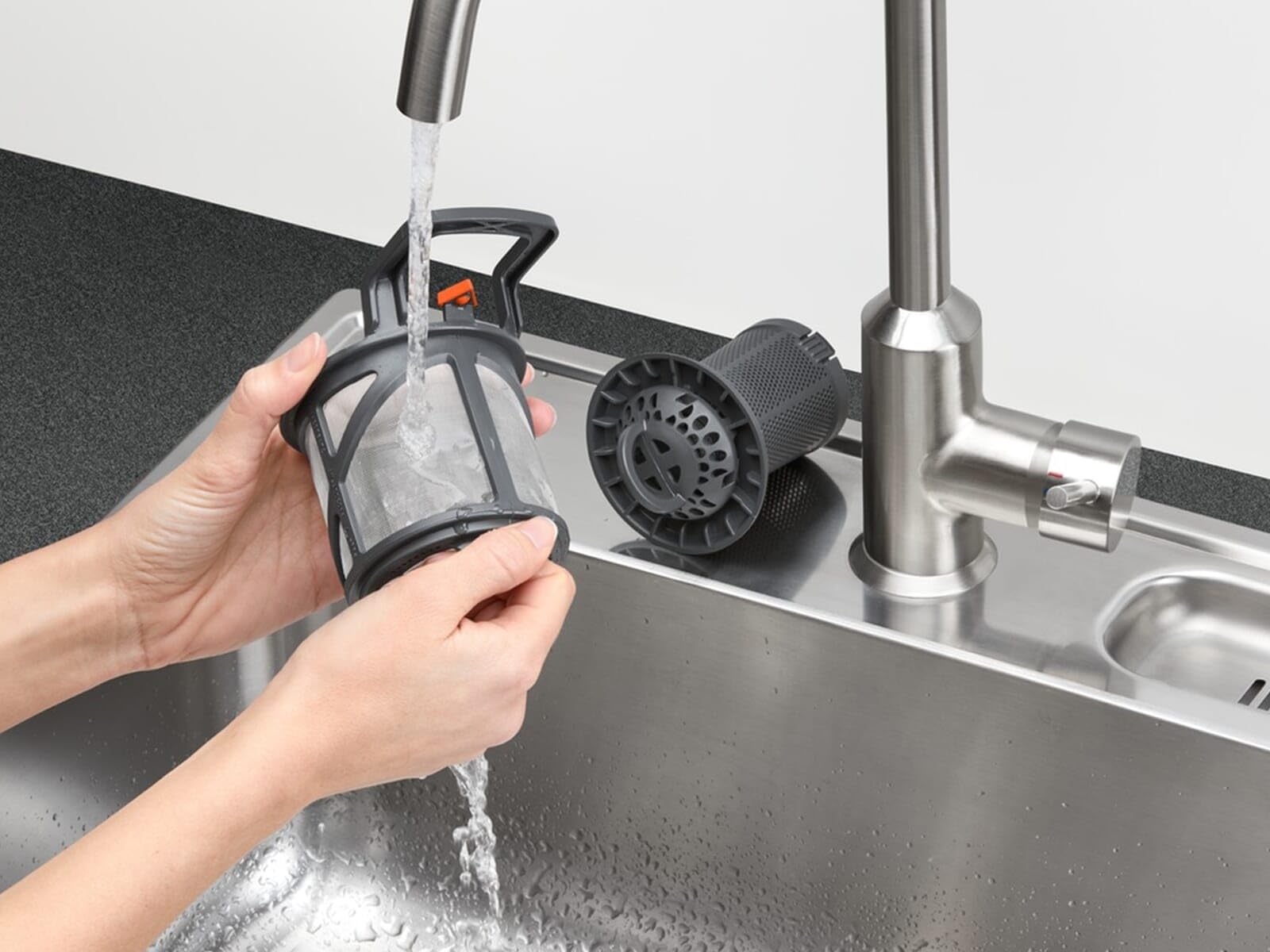 AEG Geschirrspüler Vollintegriert Edelstahl 15 Maßgedecke 10 Programme ProWater-System TimeBeam 42 dB 11 Liter Wasserverbrauch