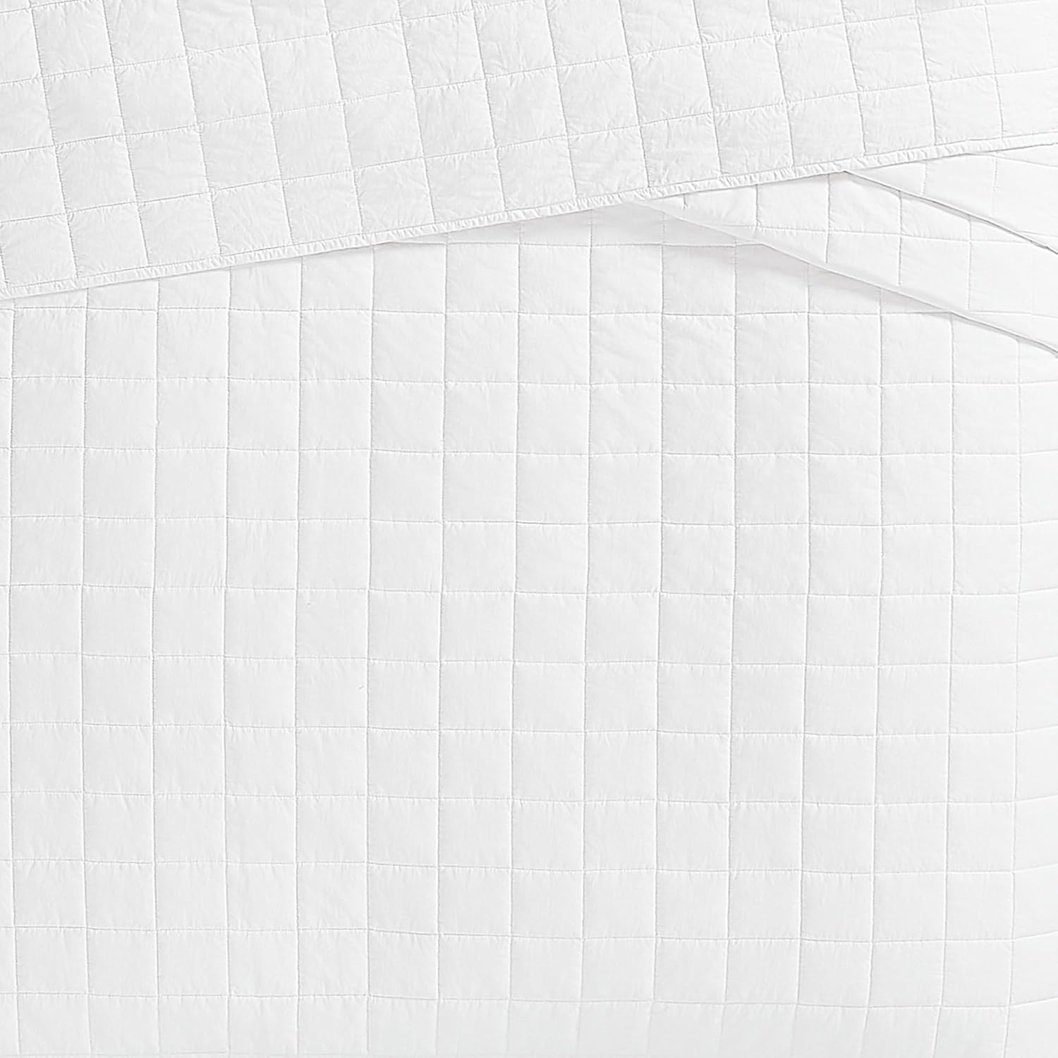 The Farmhouse by Rachel Ashwell Ruffled Washed Cotton Quilt Set White Cotton 3-Piece King Quilt Set, Modern Farmhouse Themed, for Men and Women, Oeko-TEX Certified Confidence